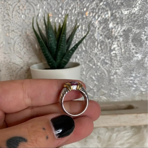 Coctail Rings Set Of Two NWOT Sz 5 Designer Inspired - Picture 5 of 5